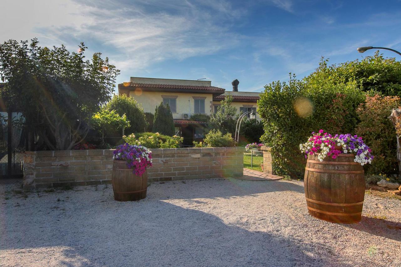 Agriturismo Torre Flavia Ladispoli Exteriör bild